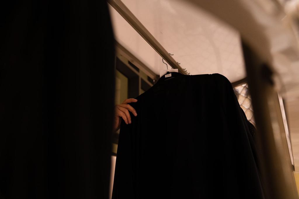 خدمة تنظيم العباءة الفاخرة